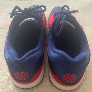 Nike Air size 10 mens running shoe